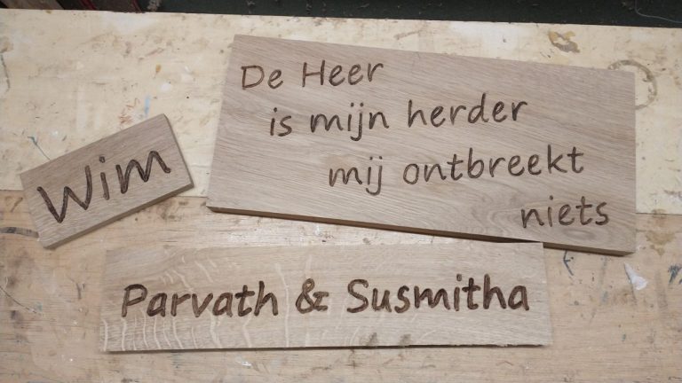 Voorbeelden layout en afmetingen naamborden